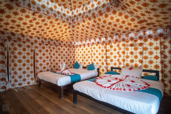 Double Deluxe Tents (3)